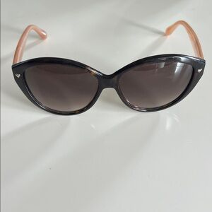 Marc By Marc Jacobs Black and Tan Sunglasses